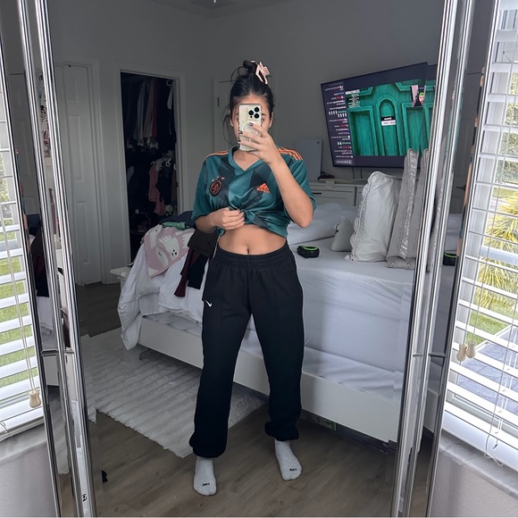 Nike Black Sweatpants Sportswear - Picture 10 of 10